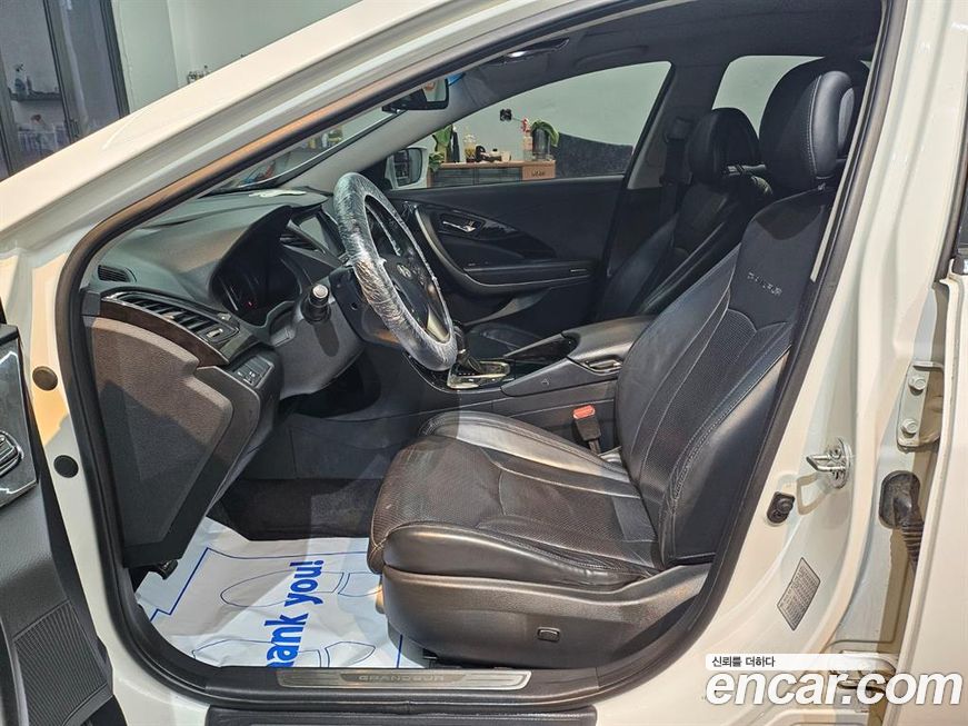 Hyundai Grandeur 2012