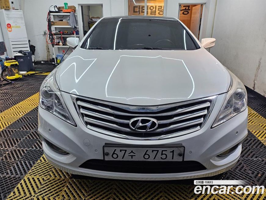 Hyundai Grandeur 2012