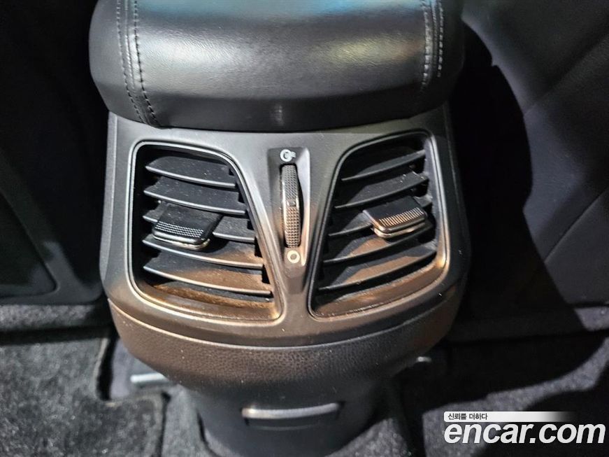 Hyundai Grandeur 2012