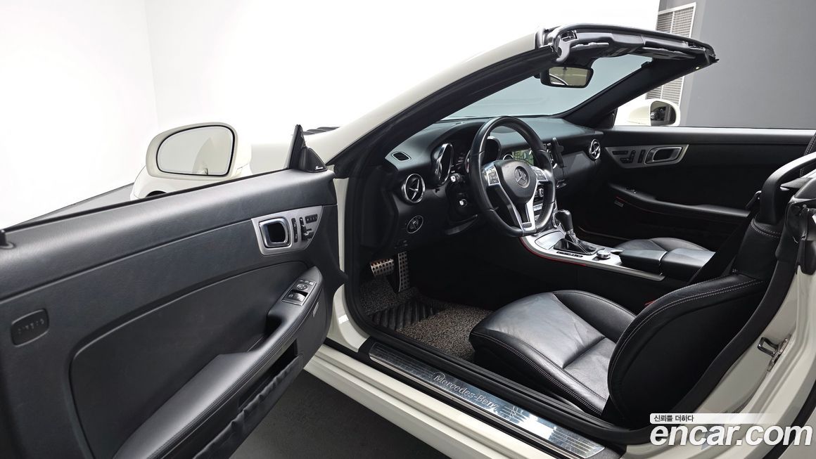 Mercedes-Benz SLK-Class 2013