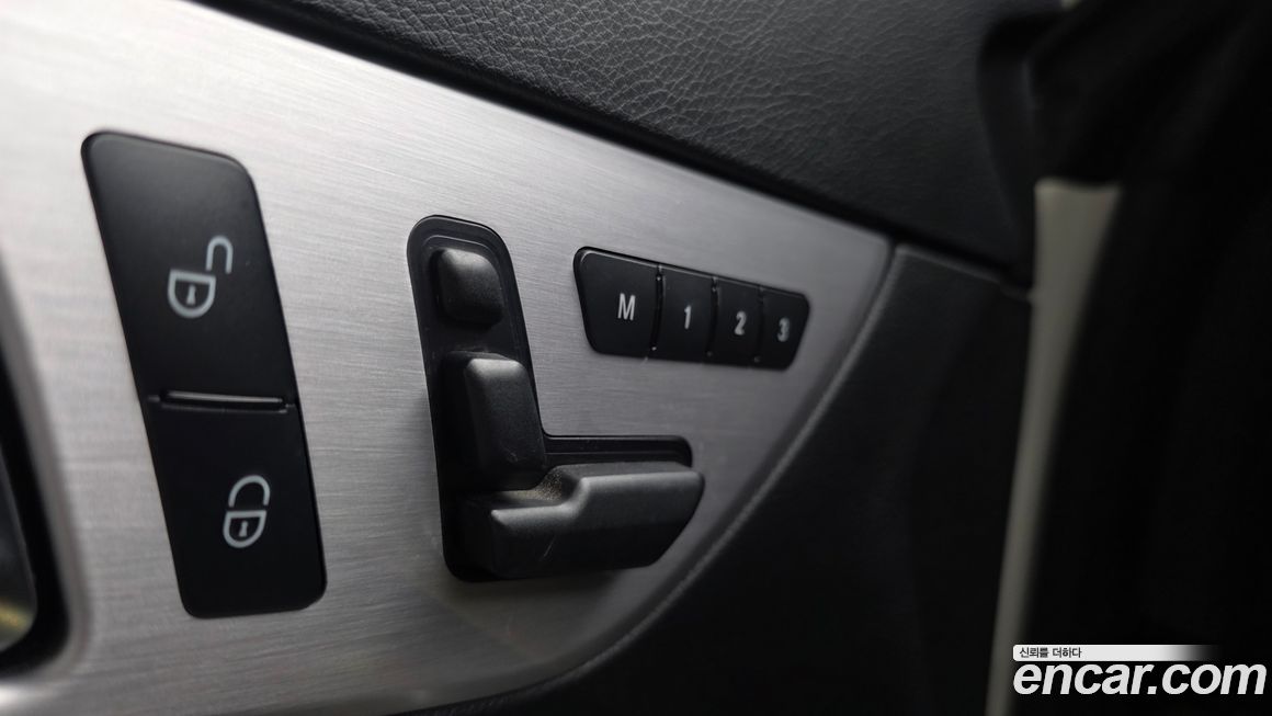 Mercedes-Benz SLK-Class 2013