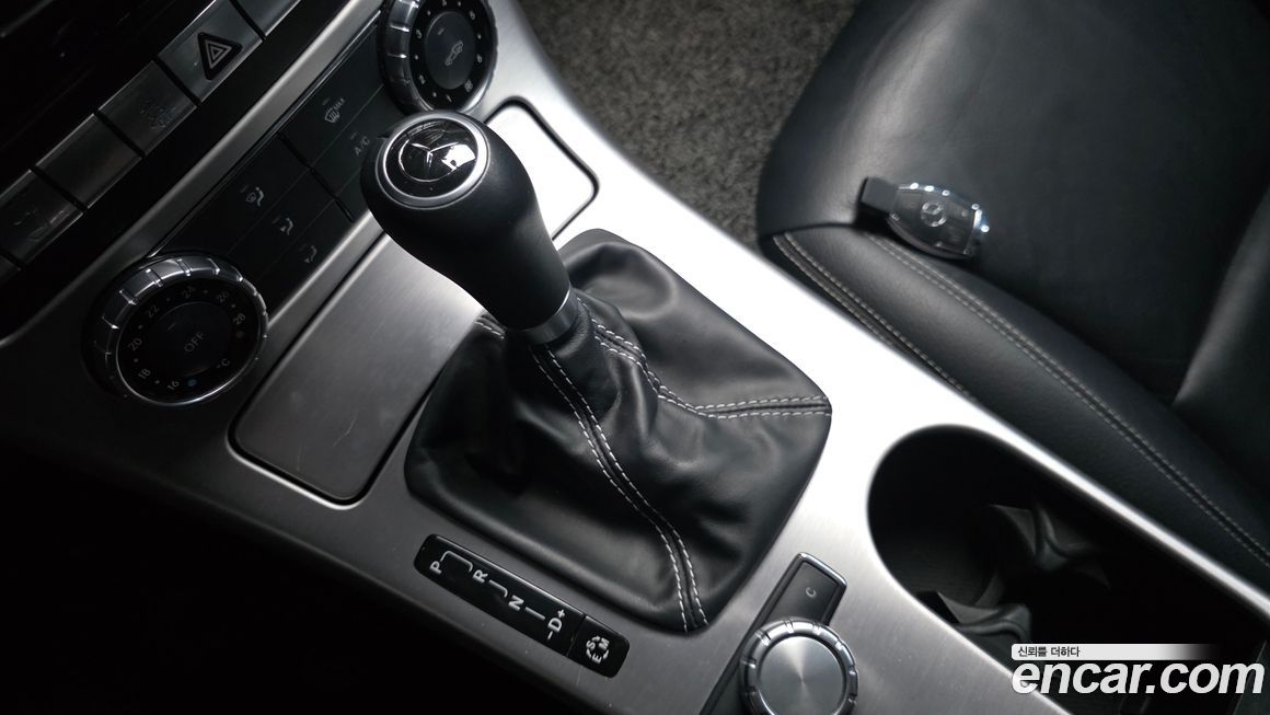 Mercedes-Benz SLK-Class 2013