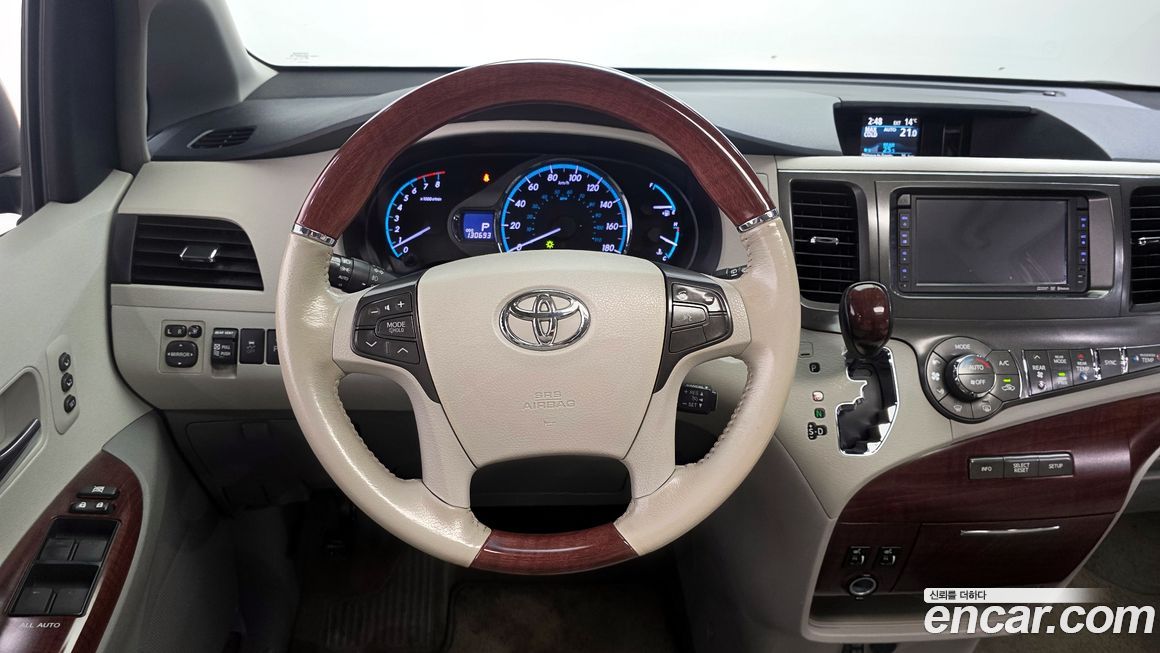 Toyota Sienna 2014