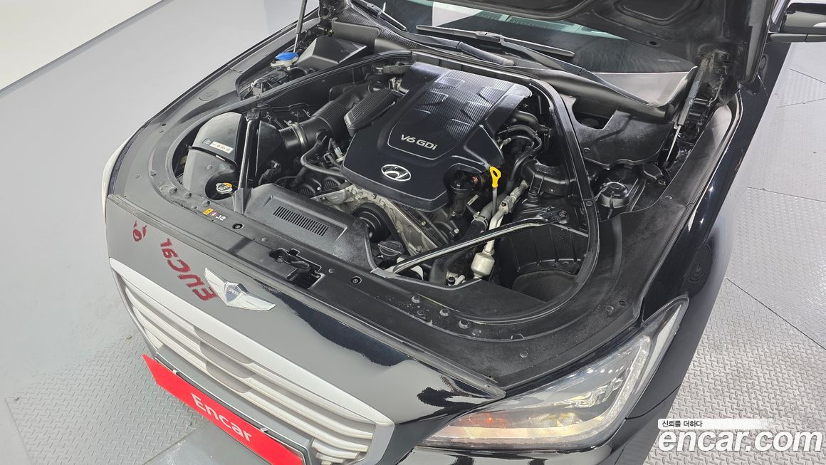 Hyundai Genesis 2016