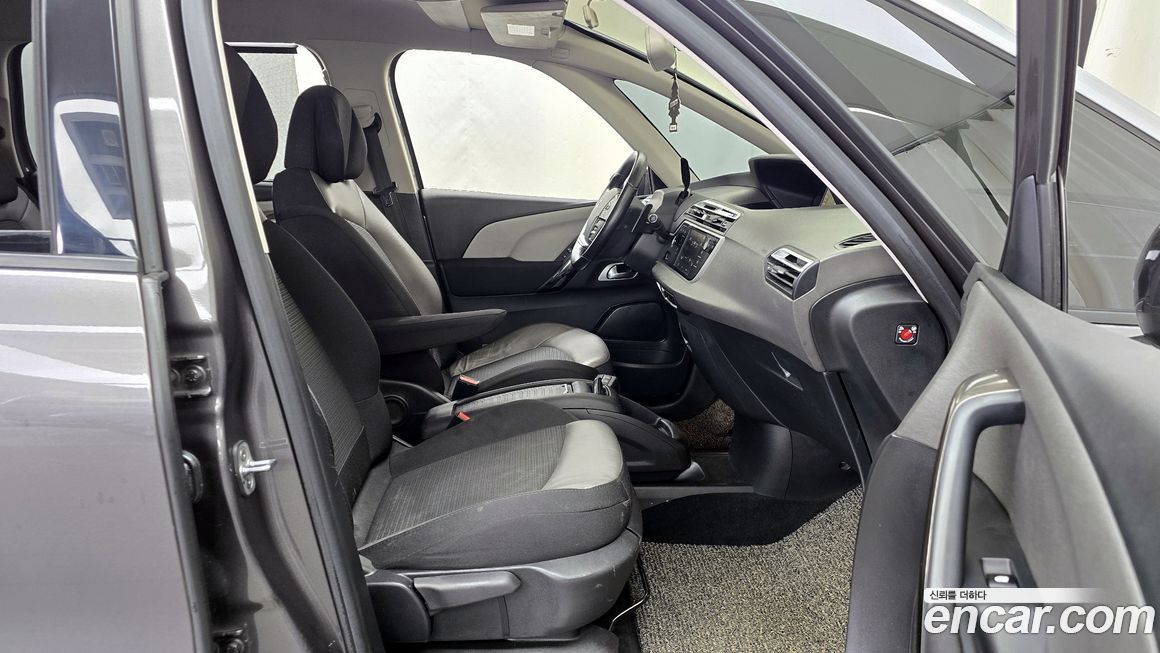 Citroen-DS C4 SpaceTourer 2019