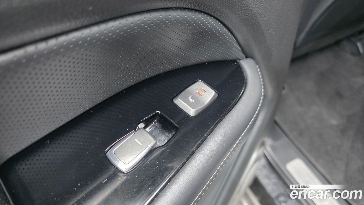 KG_Mobility_Ssangyong Rexton 2018