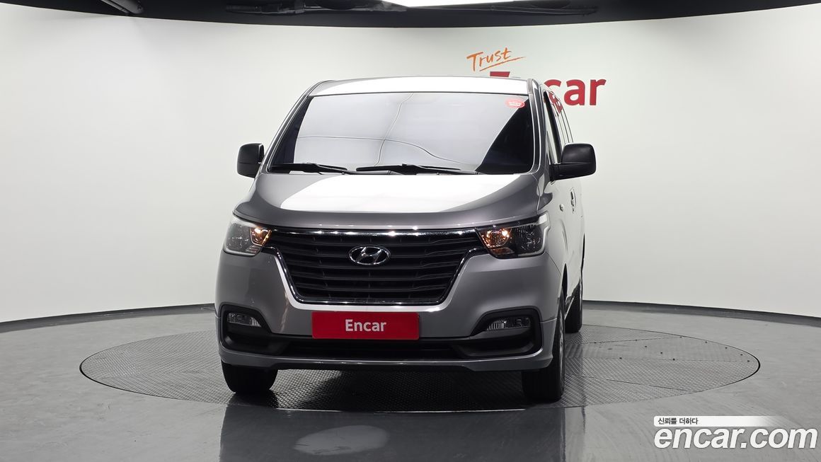 Hyundai Starex 2019