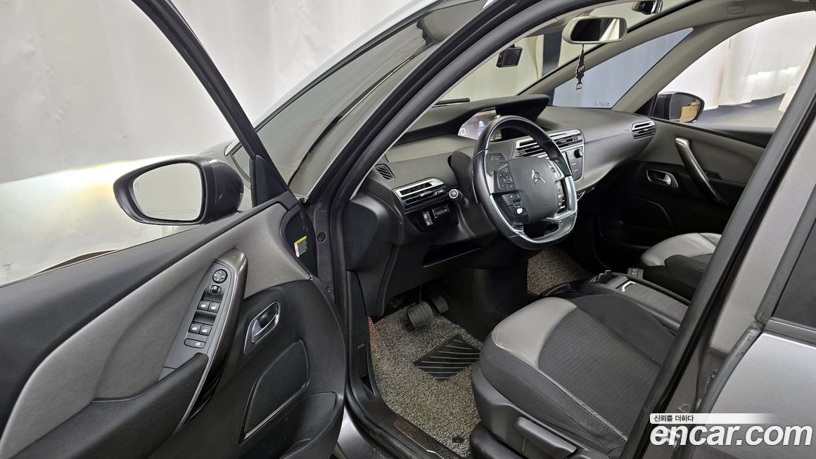 Citroen-DS C4 SpaceTourer 2019