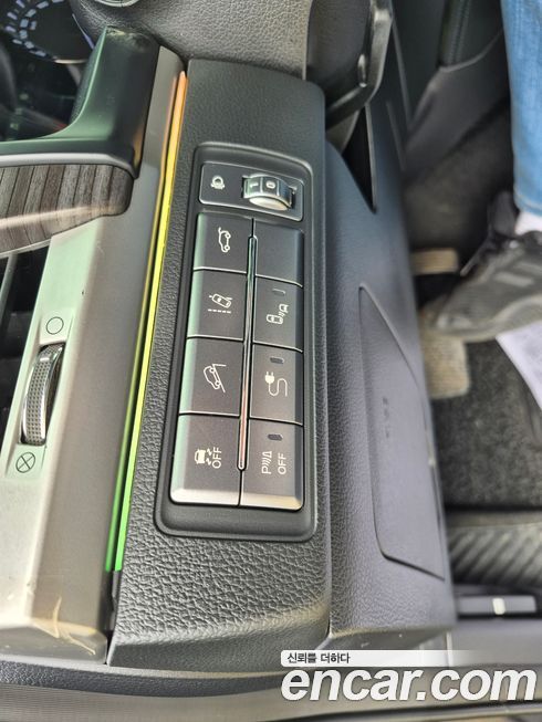 KG_Mobility_Ssangyong Rexton 2018