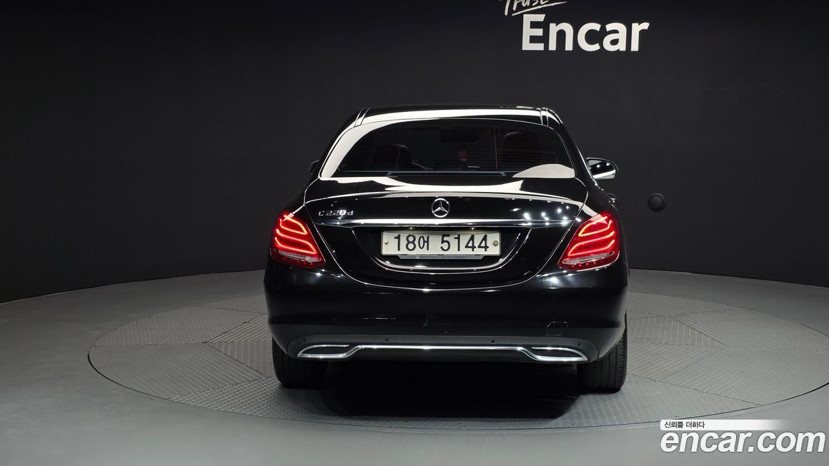 Mercedes-Benz C-Class 2017