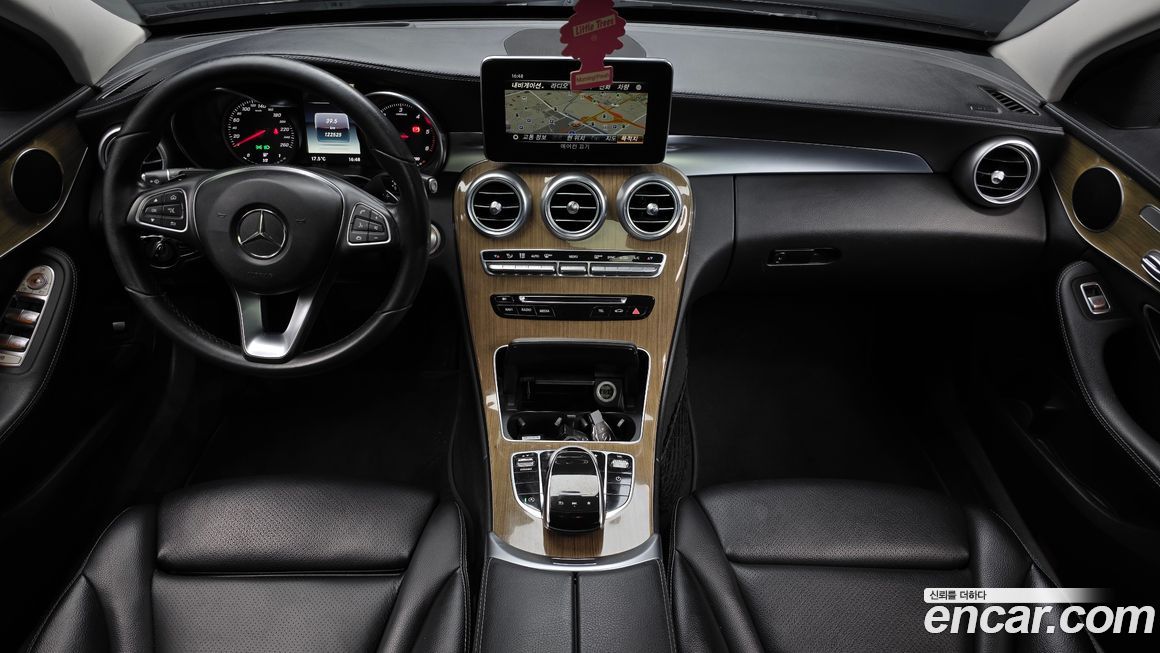 Mercedes-Benz C-Class 2017