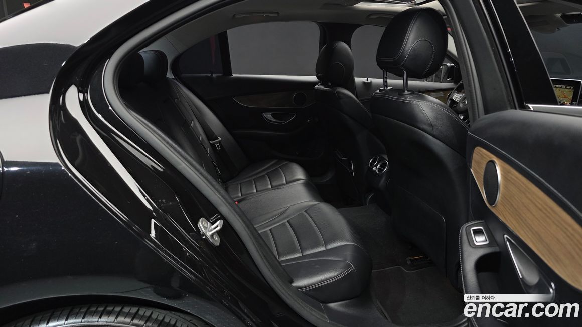 Mercedes-Benz C-Class 2017