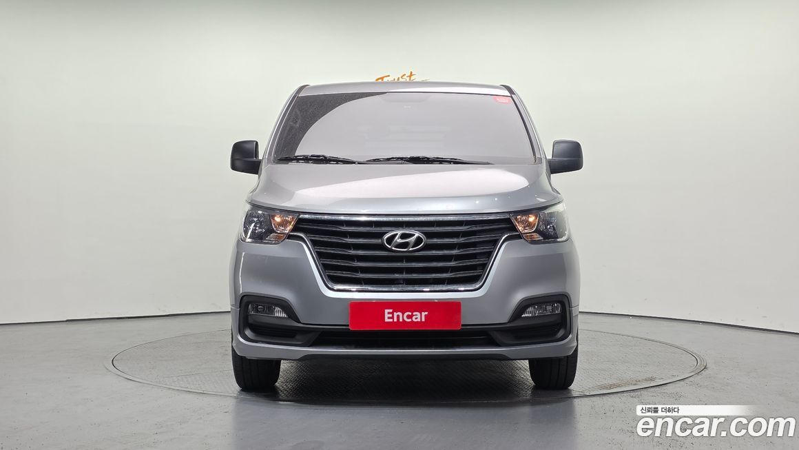 Hyundai Starex 2020