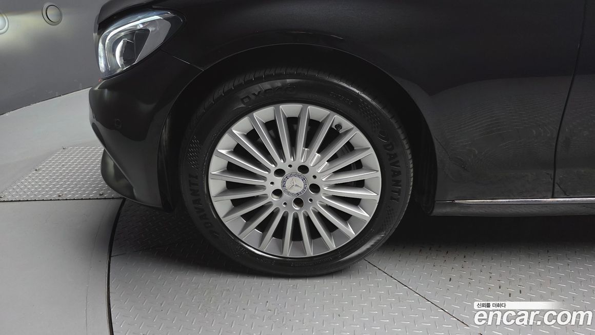 Mercedes-Benz C-Class 2017