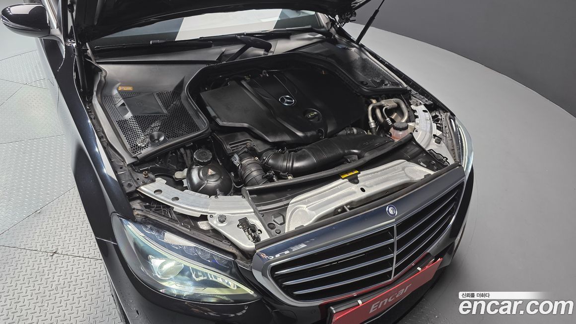 Mercedes-Benz C-Class 2017