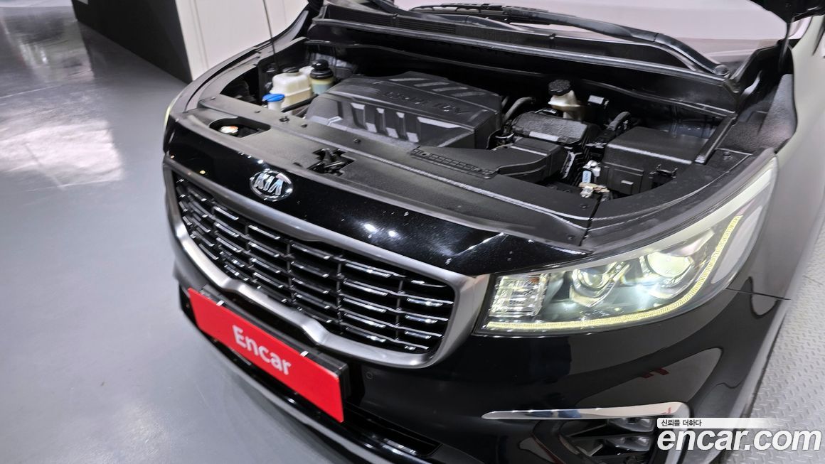 Kia Canival 2019