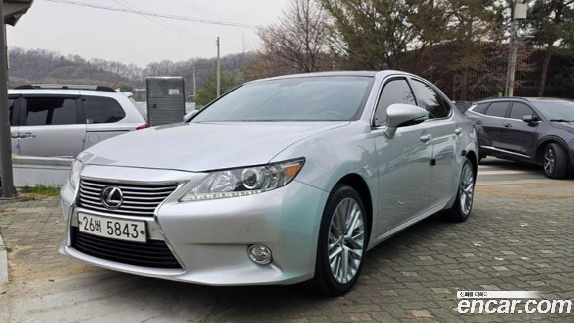 Lexus ES 2013