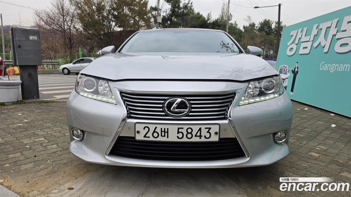 Lexus ES 2013