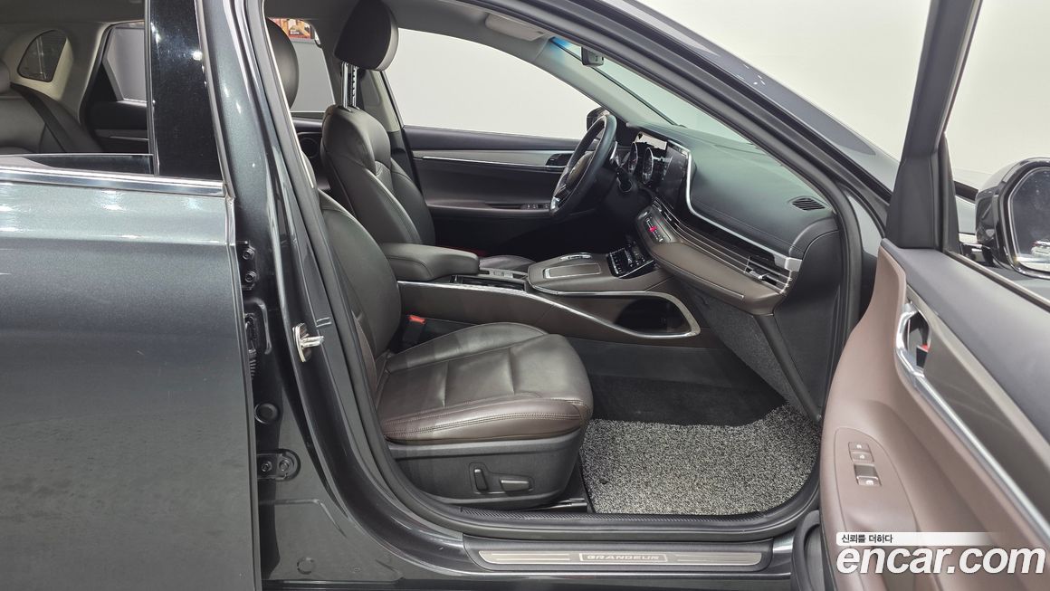 Hyundai Grandeur 2021