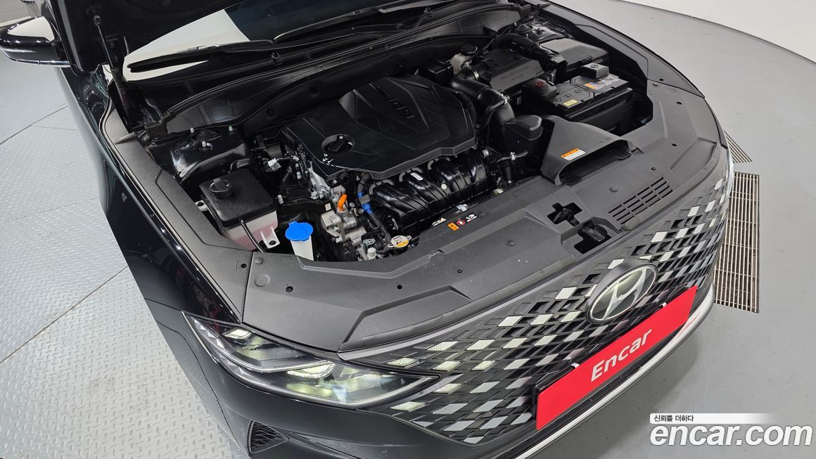 Hyundai Grandeur 2021