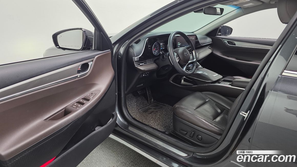 Hyundai Grandeur 2021