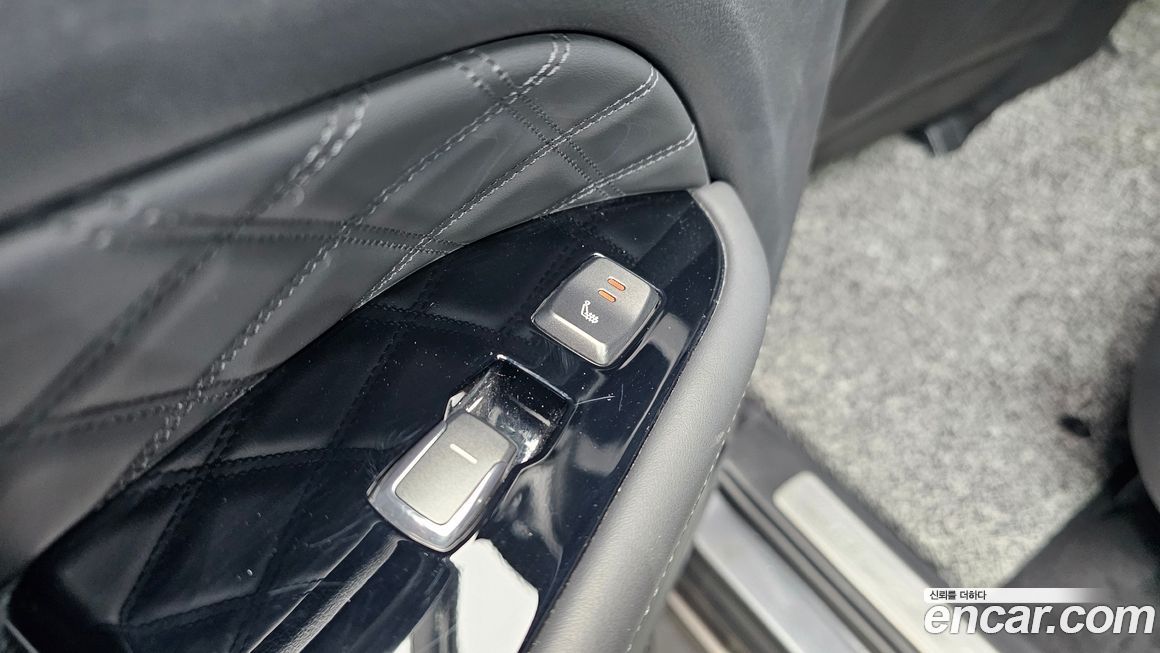 KG_Mobility_Ssangyong Rexton 2020