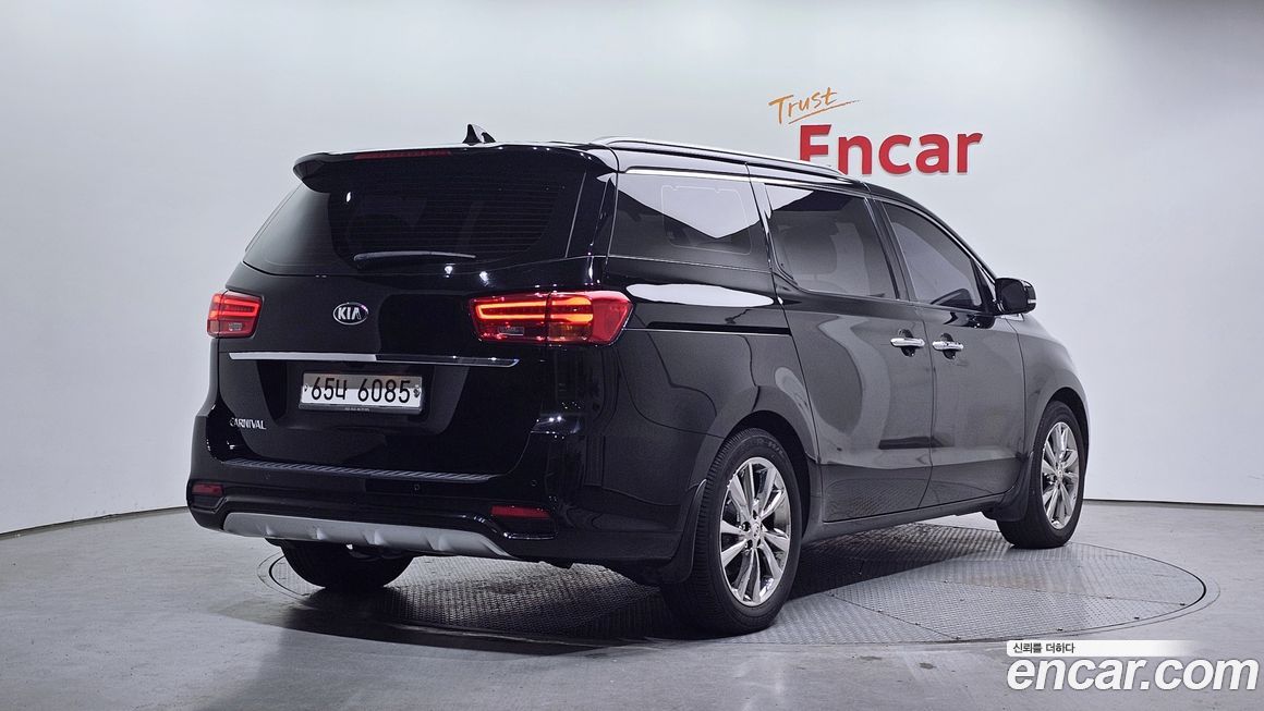 Kia Canival 2019