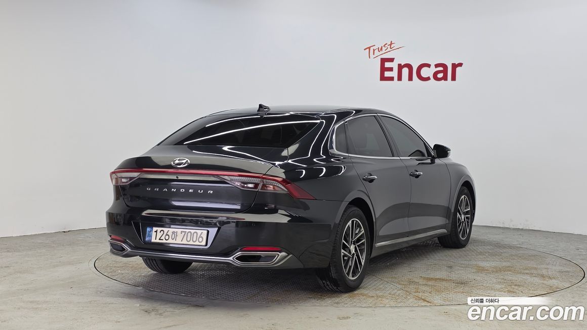 Hyundai Grandeur 2022