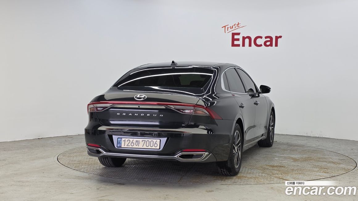 Hyundai Grandeur 2022