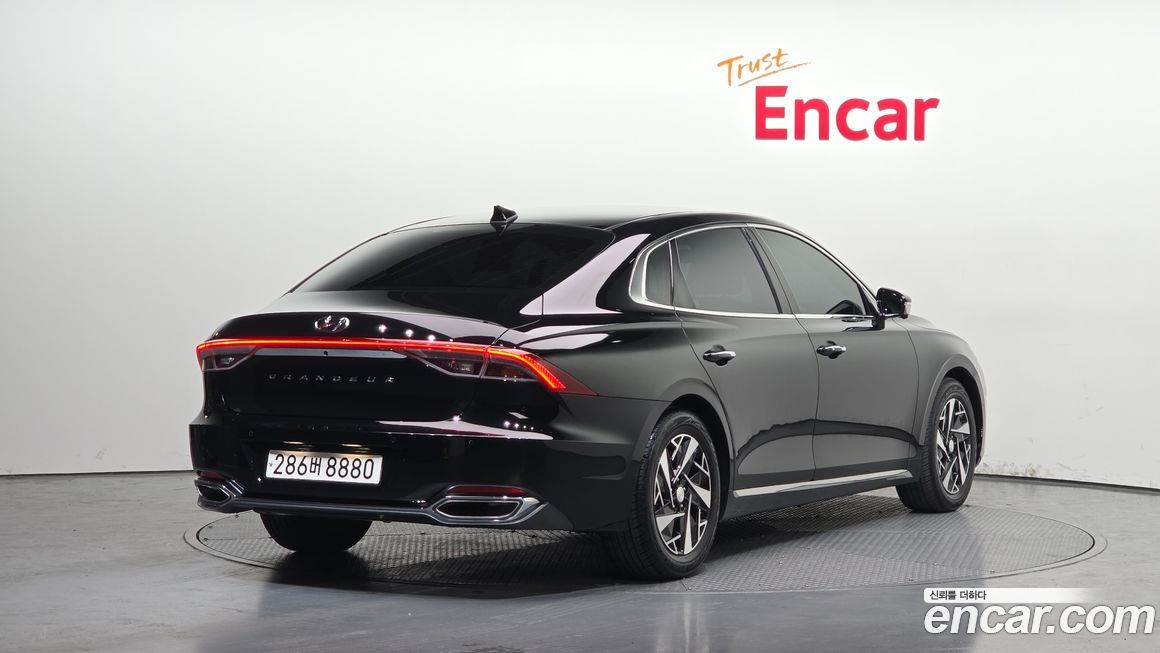 Hyundai Grandeur 2022