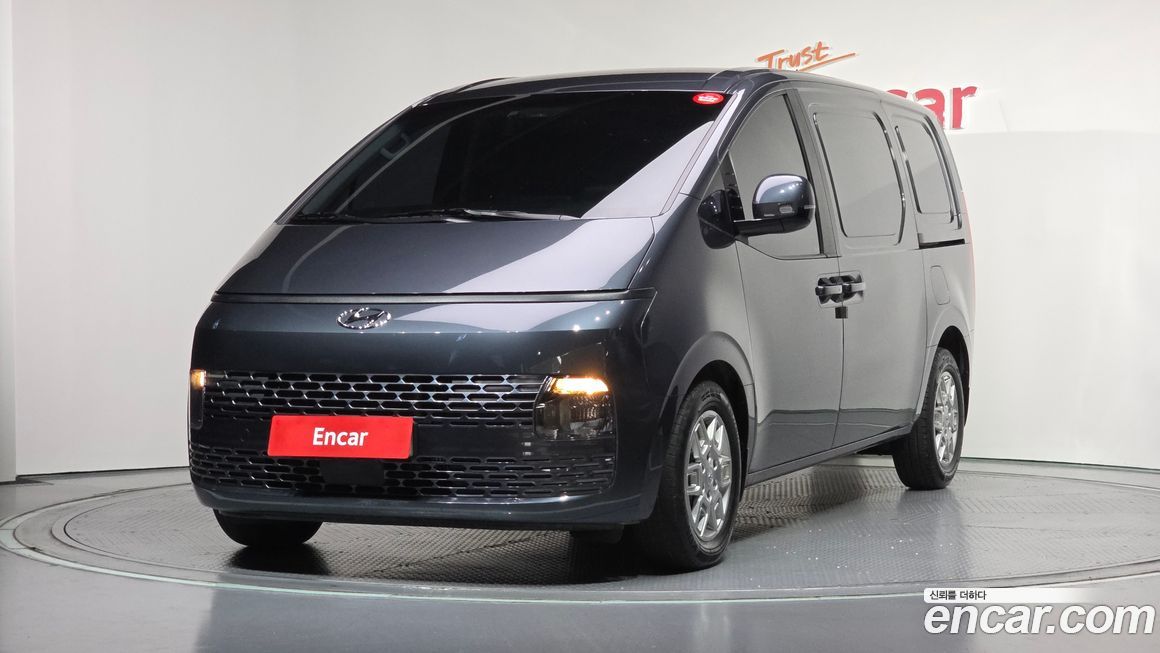 Hyundai Staria 2024