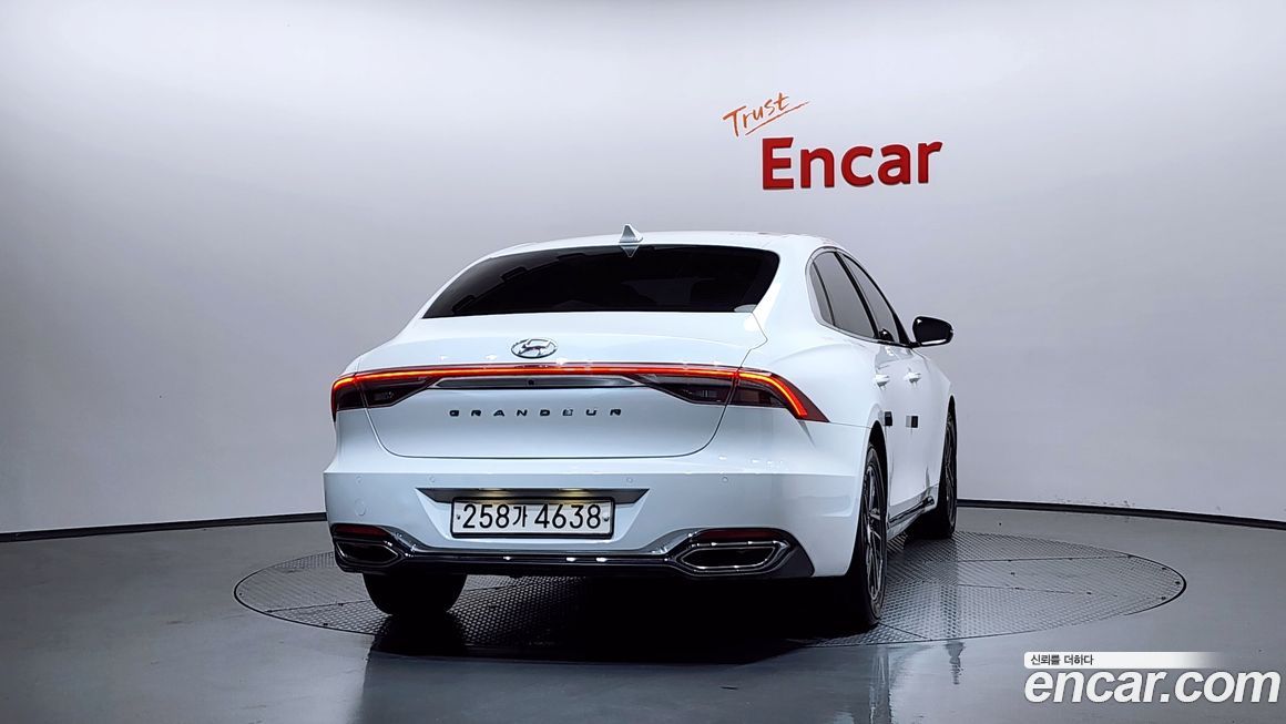 Hyundai Grandeur 2022