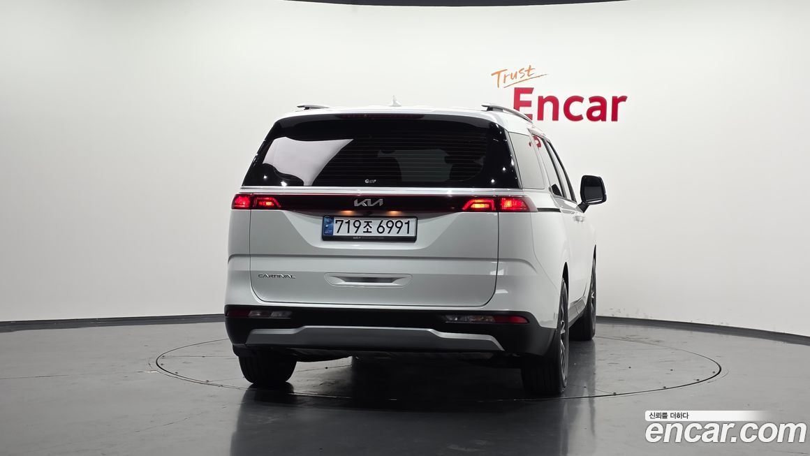 Kia Canival 2022