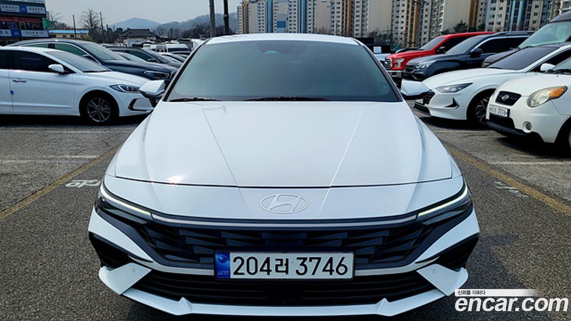 Hyundai AVANTE 2024