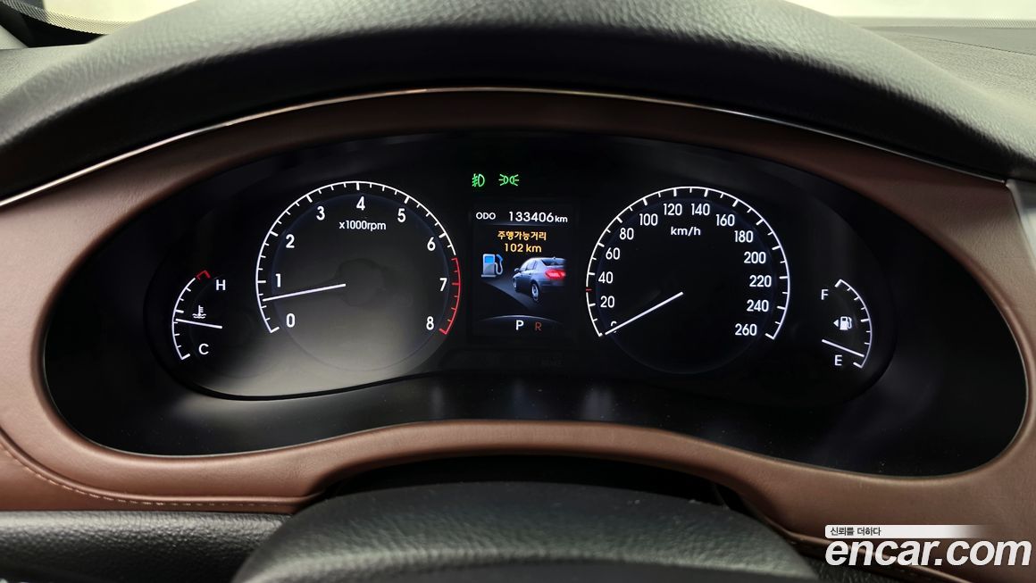 Hyundai Genesis 2011