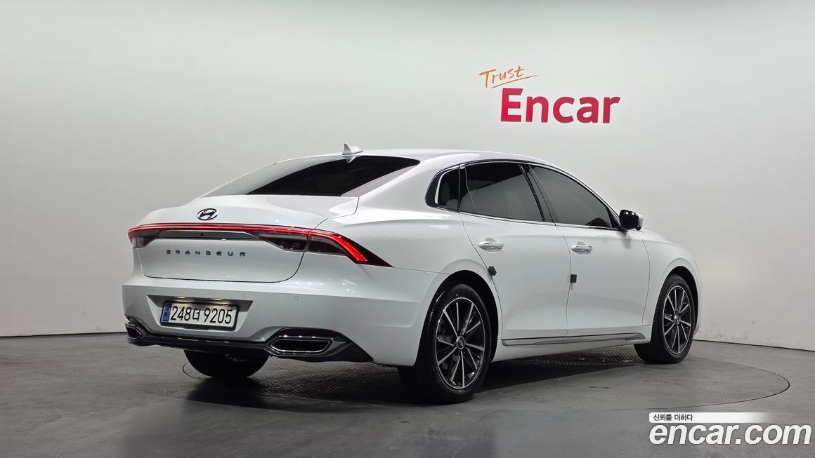 Hyundai Grandeur 2022