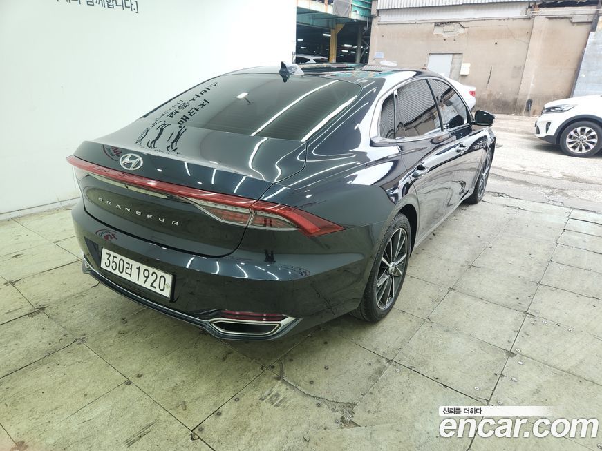 Hyundai Grandeur 2020