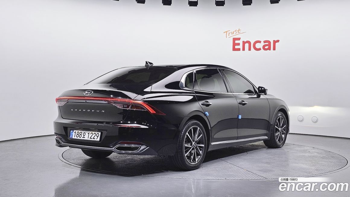 Hyundai Grandeur 2022