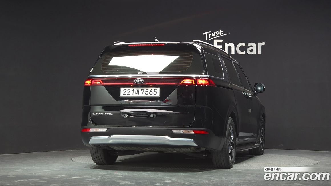 Kia Canival 2021