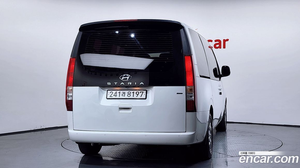 Hyundai Staria 2023