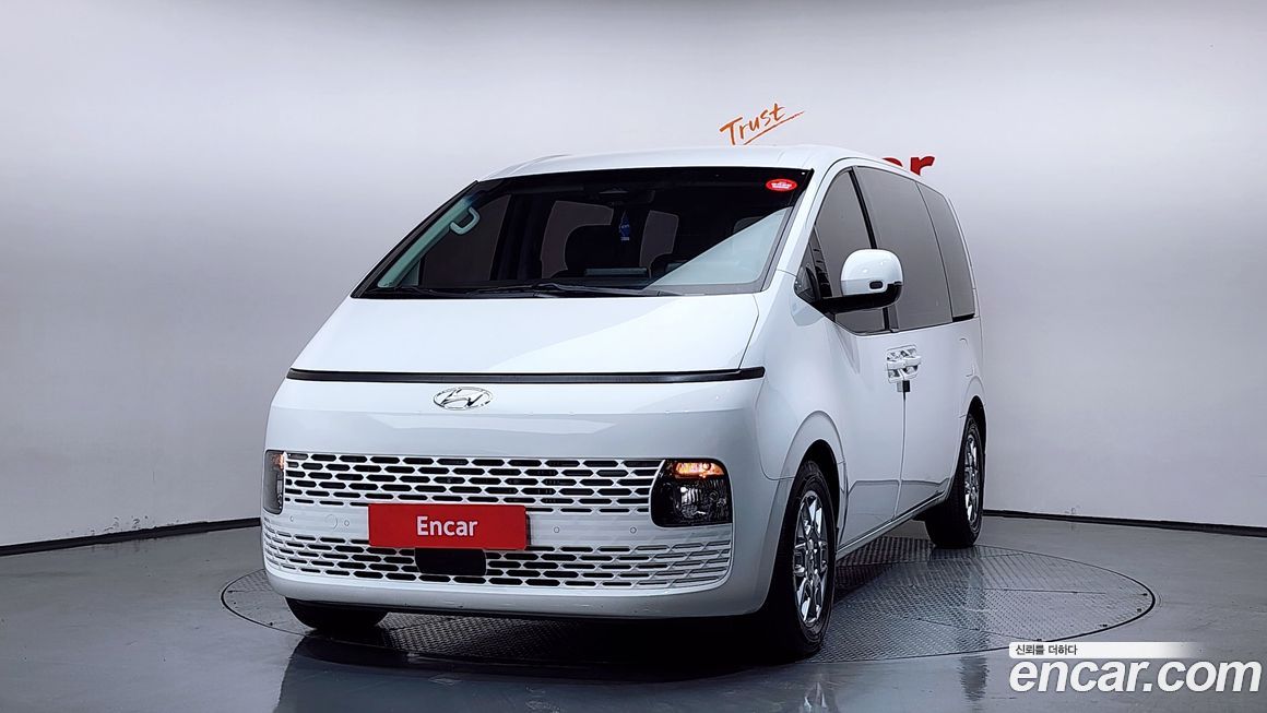 Hyundai Staria 2023