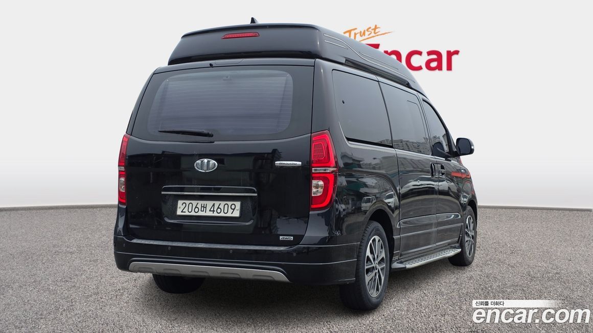 Hyundai Starex 2019