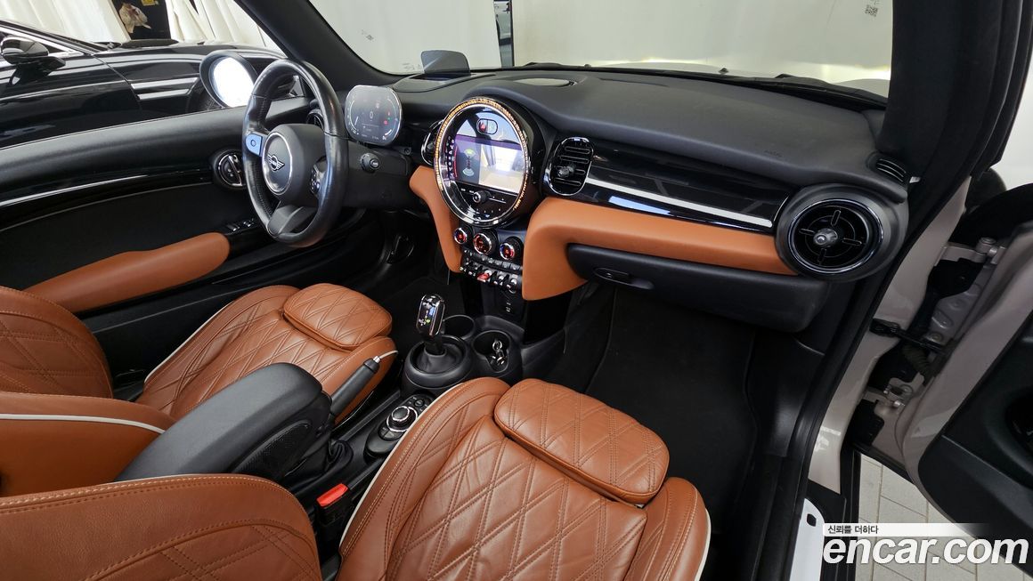 Mini Cooper Convertible 2022