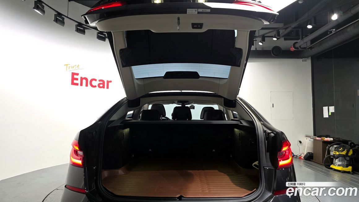 BMW Gran Turismo 2019