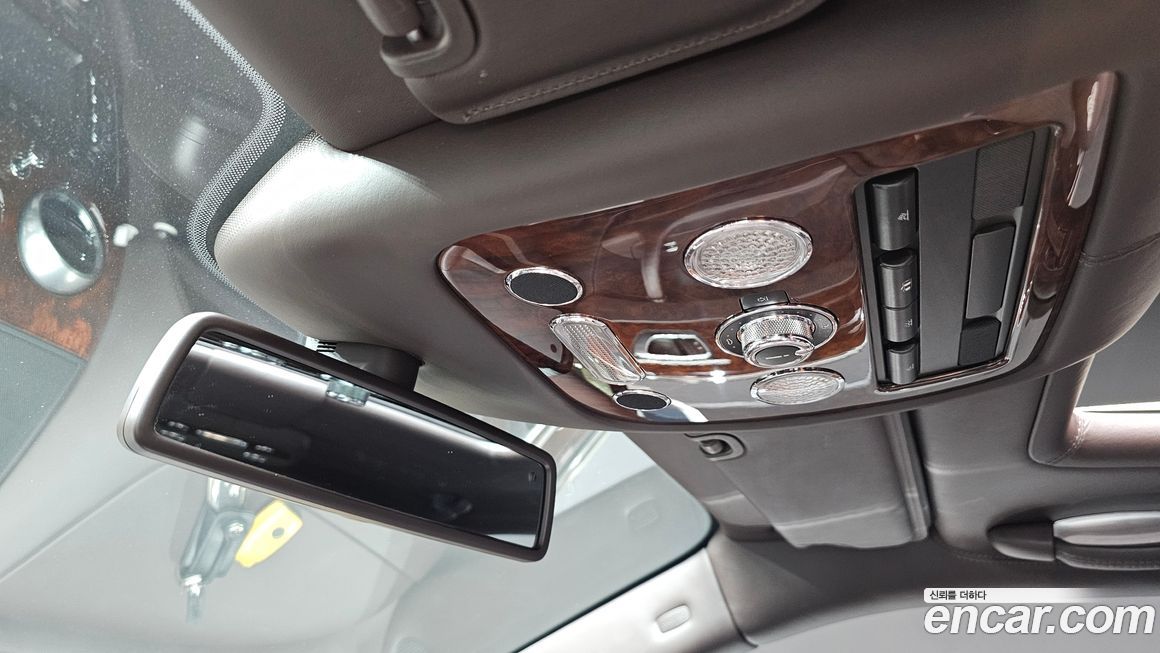 Bentley Flying Spur 2011