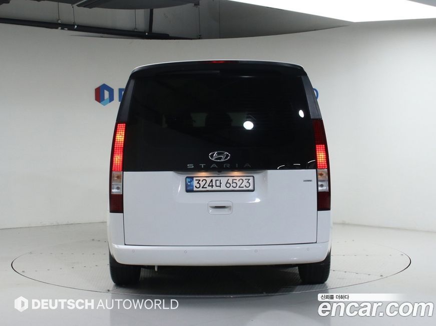 Hyundai Staria 2023