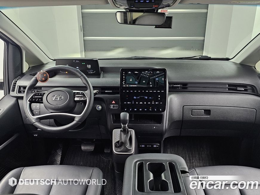 Hyundai Staria 2023