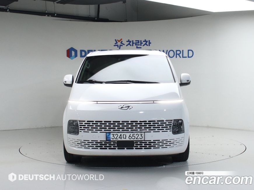 Hyundai Staria 2023