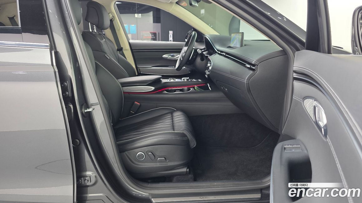 Genesis GV70 2021