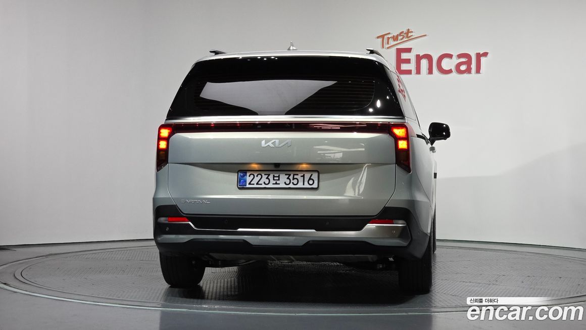 Kia Canival 2025